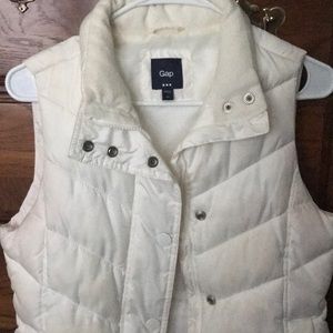 Puffy cream vest
